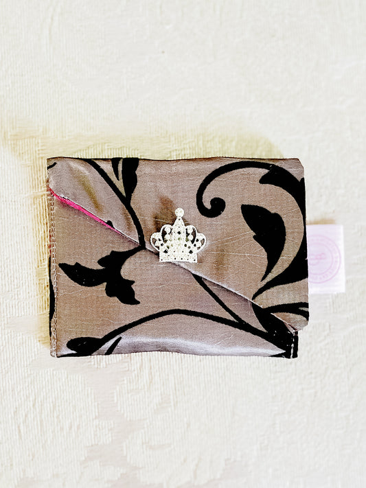 Baroque Executive Business Card Holder Clutch