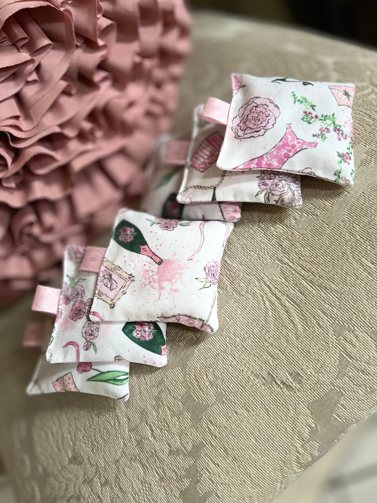 Exclusive Chic Peony Sachets